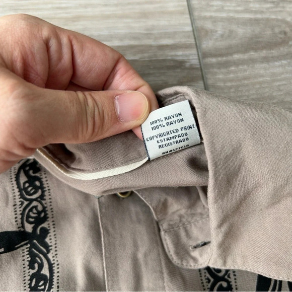 Seven Palm Silky Hawaii Button  Down Shirt - Picture 5 of 13